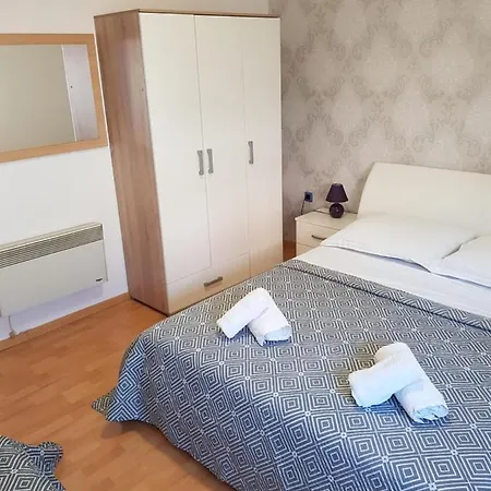 Dany Apartment *