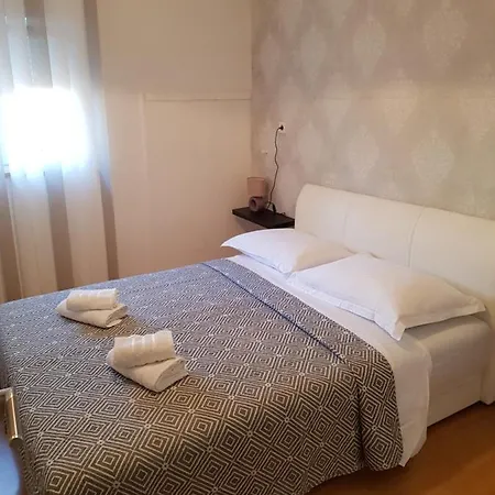 Апартаменты Dany Задар