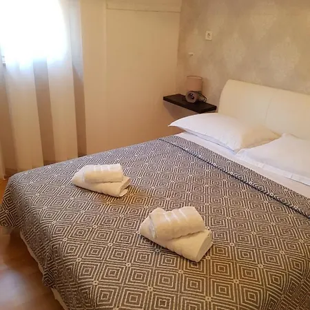 Апартаменты Dany Задар